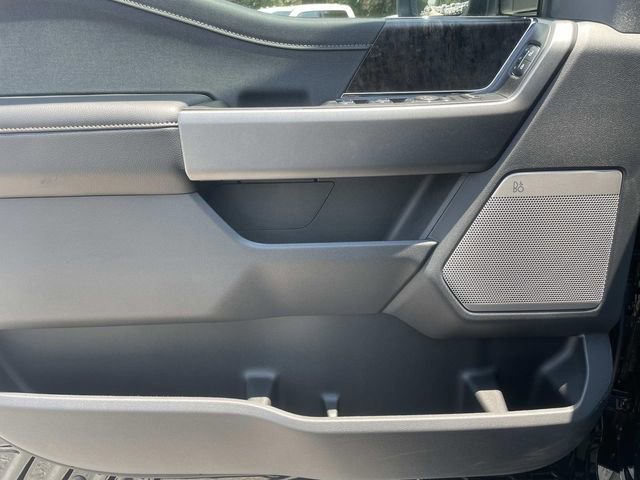 New 2025 Ford F250 Lariat w/ Lariat Ultimate Package image 11