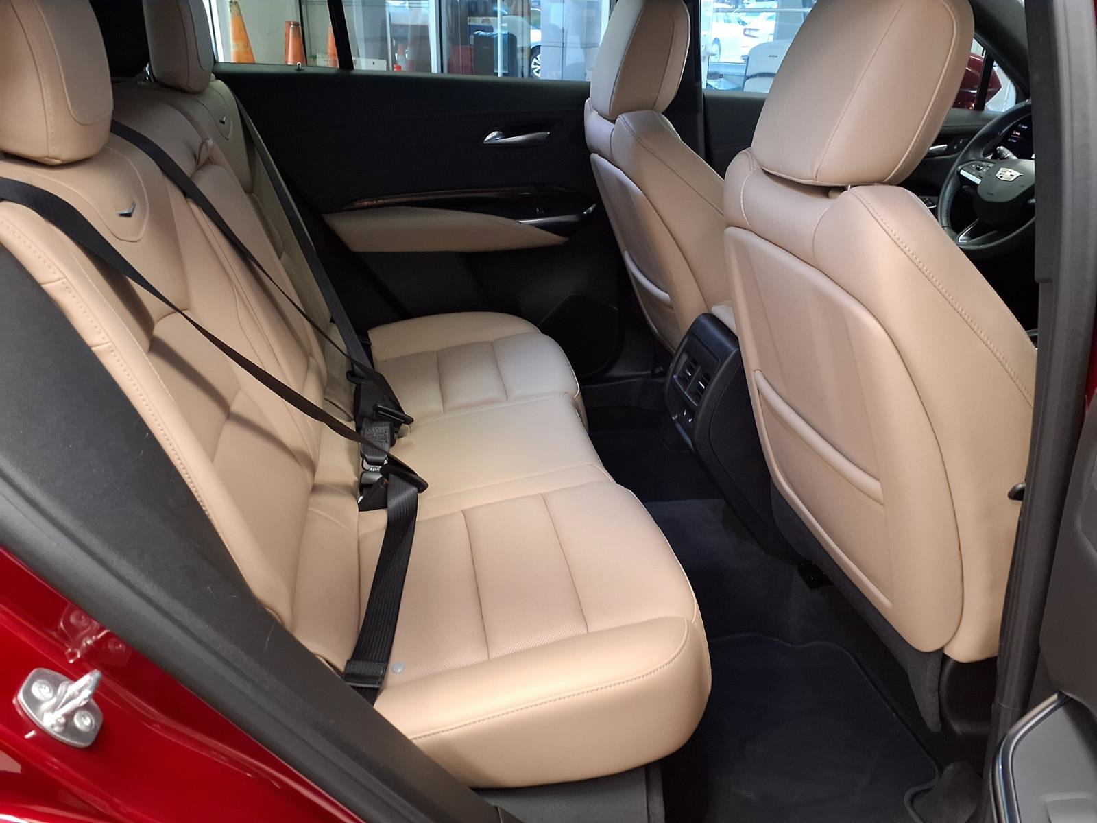 Certified 2024 Cadillac XT4 Premium Luxury AWD/4WD image 14