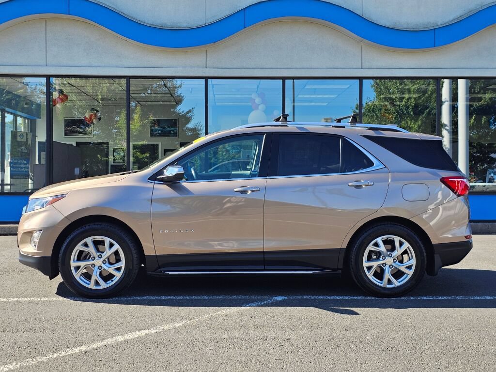 Used 2018 Chevrolet Equinox Premier AWD/4WD image 2