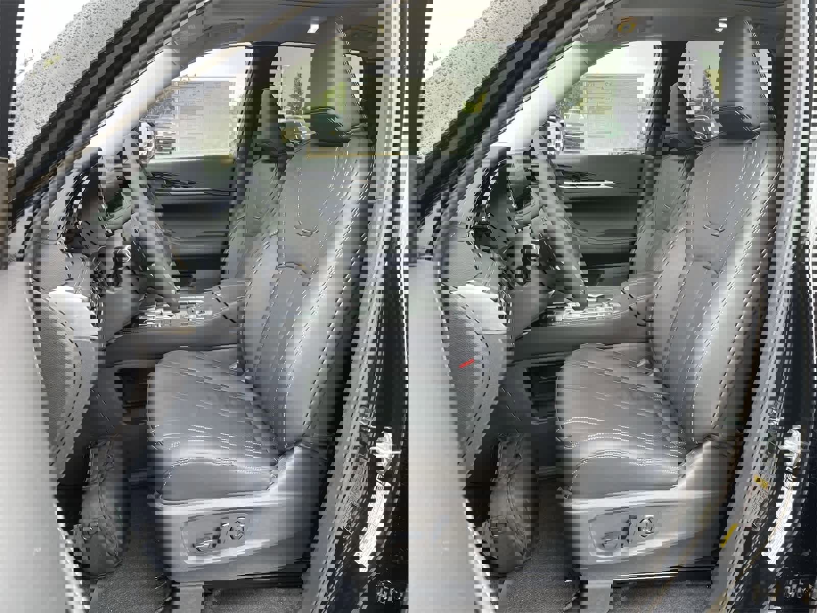 Certified 2025 INFINITI QX60 Pure image 17