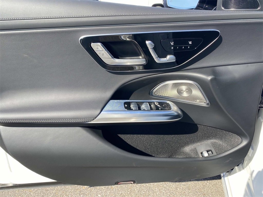 New 2025 Mercedes-Benz E 350 Sedan image 11