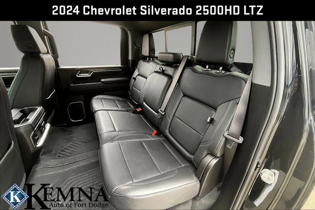 Used 2024 Chevrolet Silverado 2500 LTZ w/ LTZ Premium Package image 28