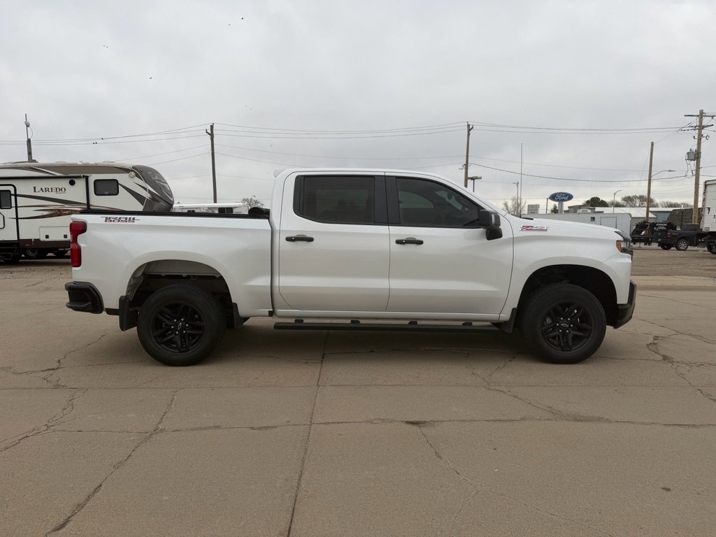 Used 2019 Chevrolet Silverado 1500 LT Trail Boss AWD/4WD image 3