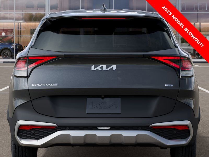 Used 2025 Kia Sportage LX AWD/4WD image 13