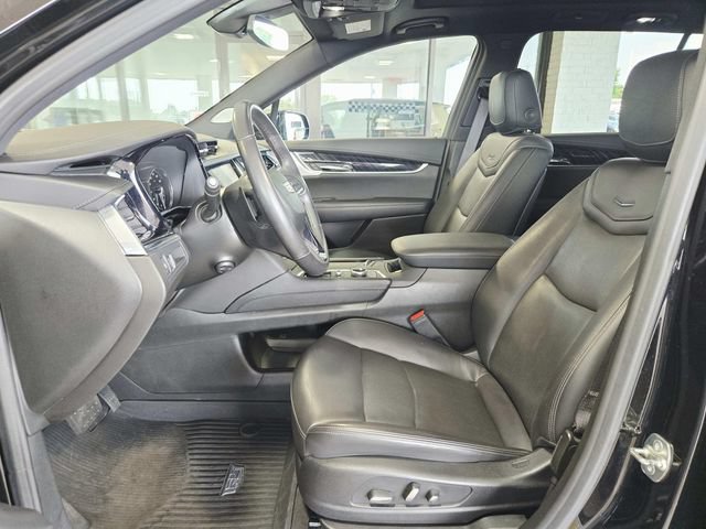 Used 2024 Cadillac XT6 Premium Luxury w/ LPO, Floor Liner Package AWD/4WD image 9