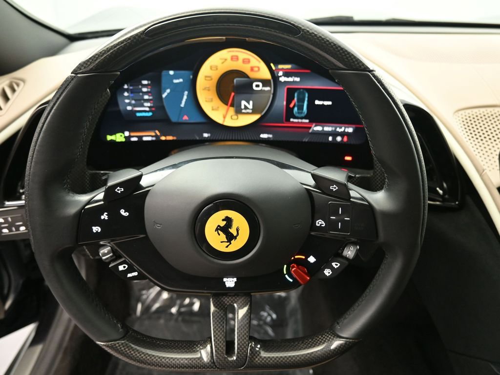Used 2021 Ferrari Roma image 10