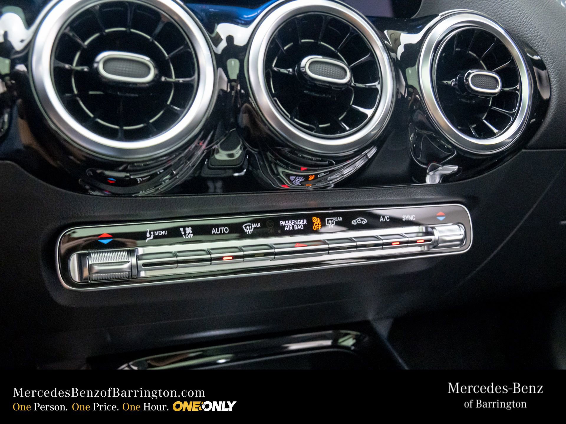 New 2026 Mercedes-Benz GLA 250 4MATIC image 29