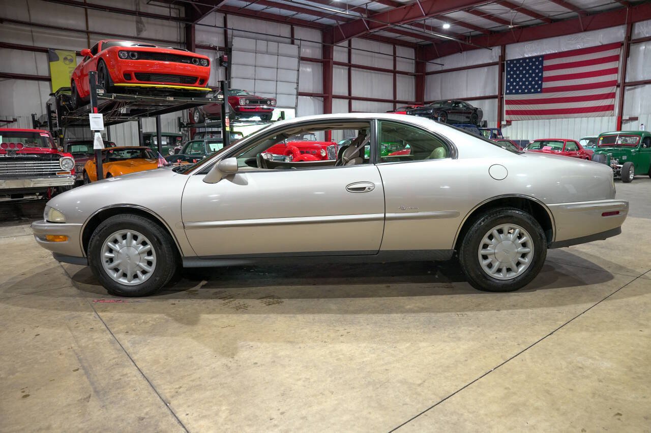 Used 1996 Buick Riviera Supercharged Coupe FWD image 4