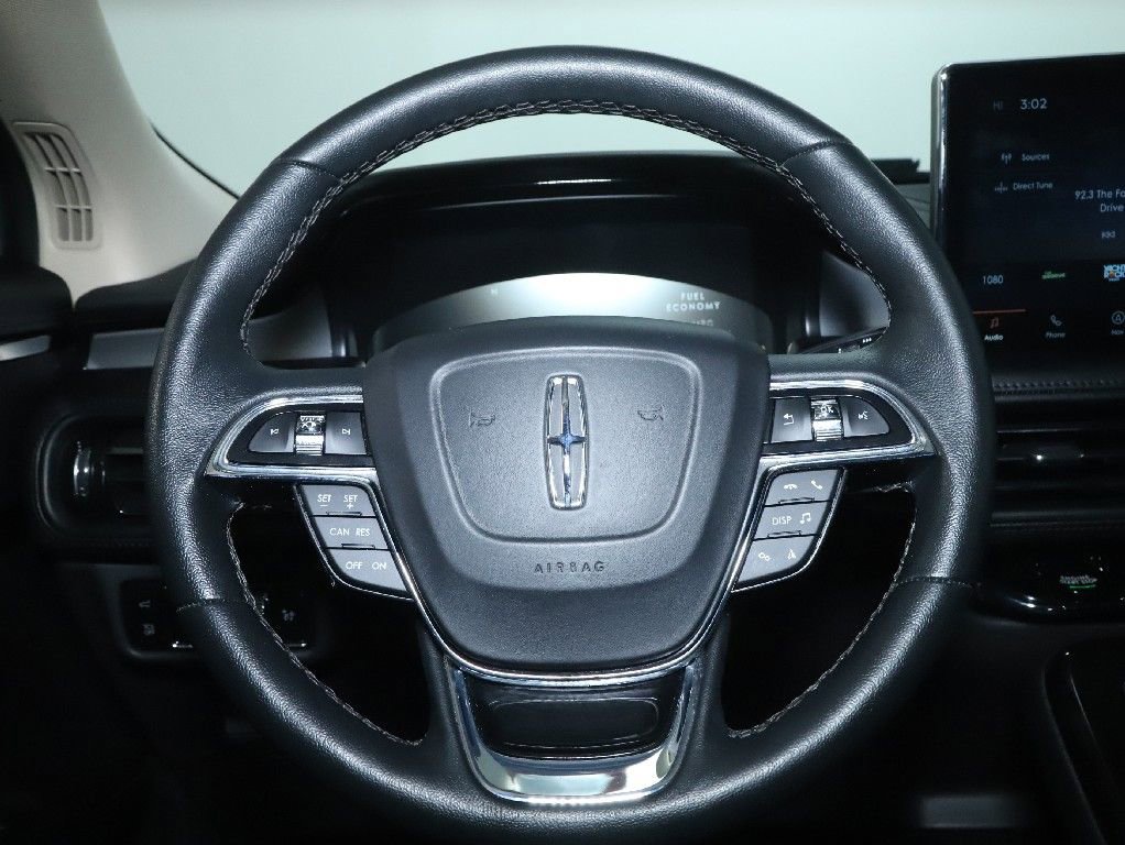 Used 2023 Lincoln Nautilus AWD w/ Premium Package image 21