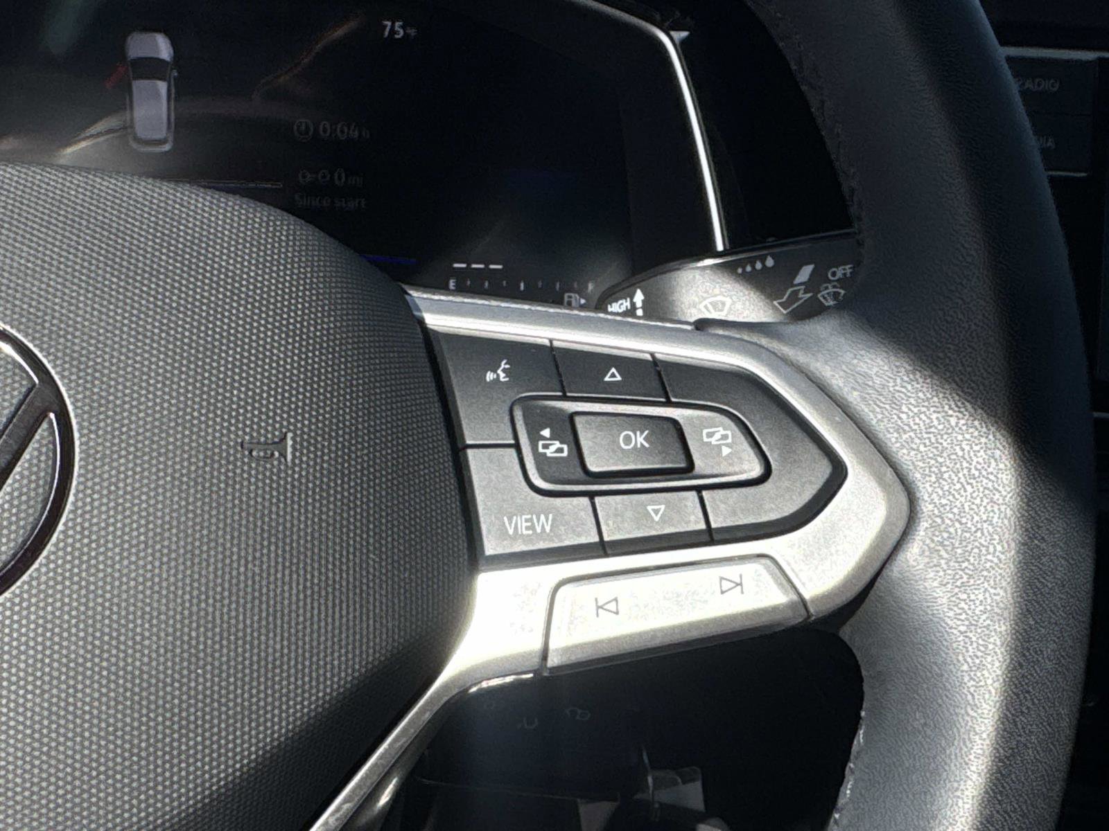 Certified 2024 Volkswagen Jetta Sport image 12