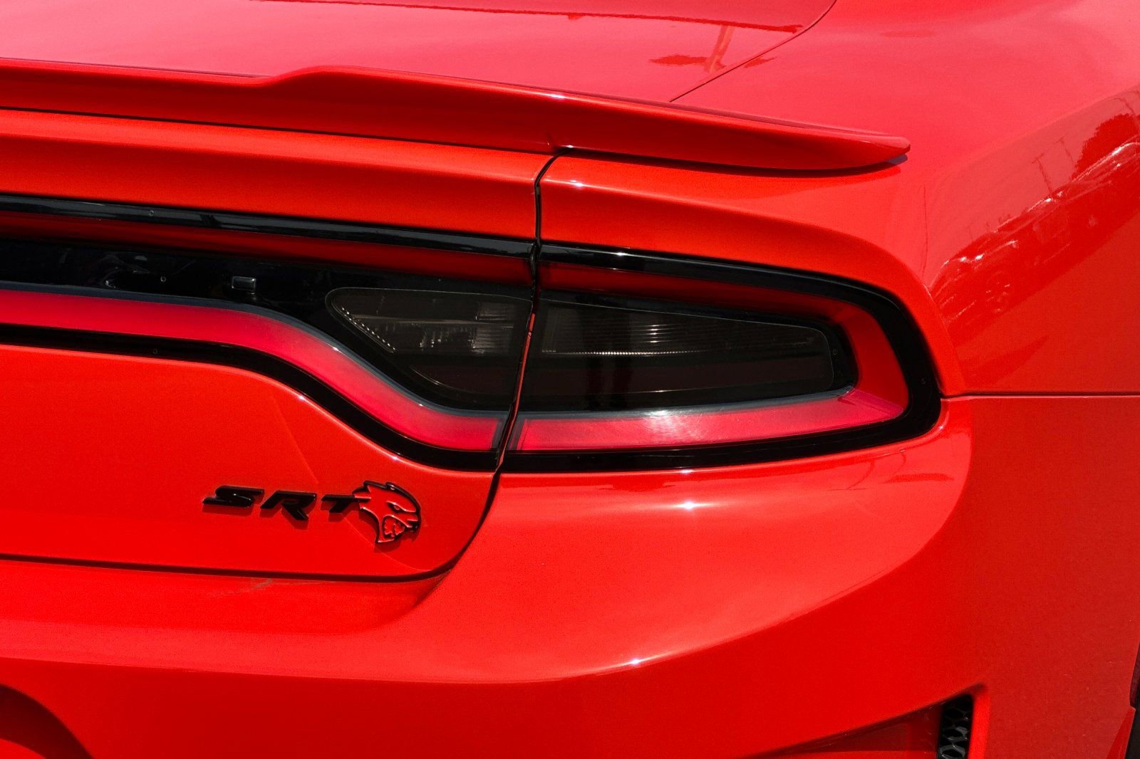Used 2016 Dodge Charger SRT Hellcat w/ Harman/Kardon Audio Group RWD image 26