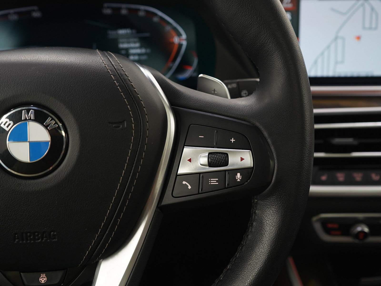 Used 2022 BMW X5 xDrive40i w/ Premium Package image 27