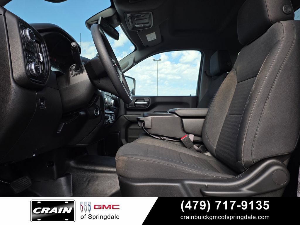 Used 2025 GMC Sierra 2500 Pro w/ Convenience Package AWD/4WD image 11