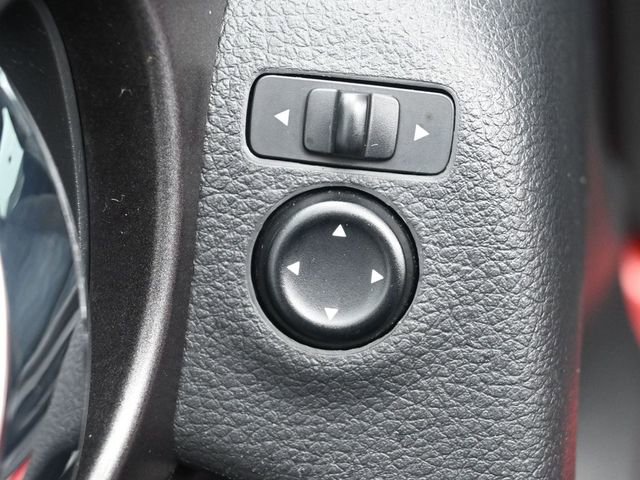 Used 2015 Nissan Rogue SV image 14