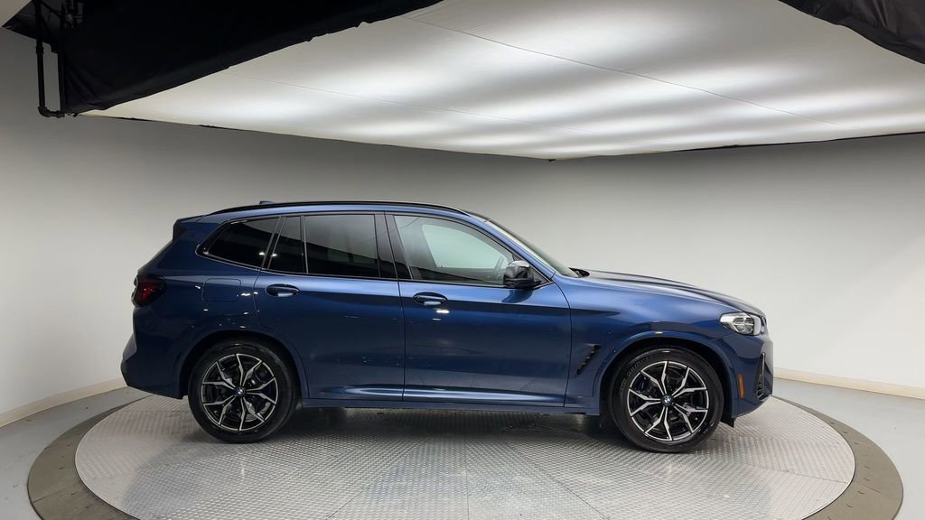 Used 2023 BMW X3 M40i w/ Premium Package image 9