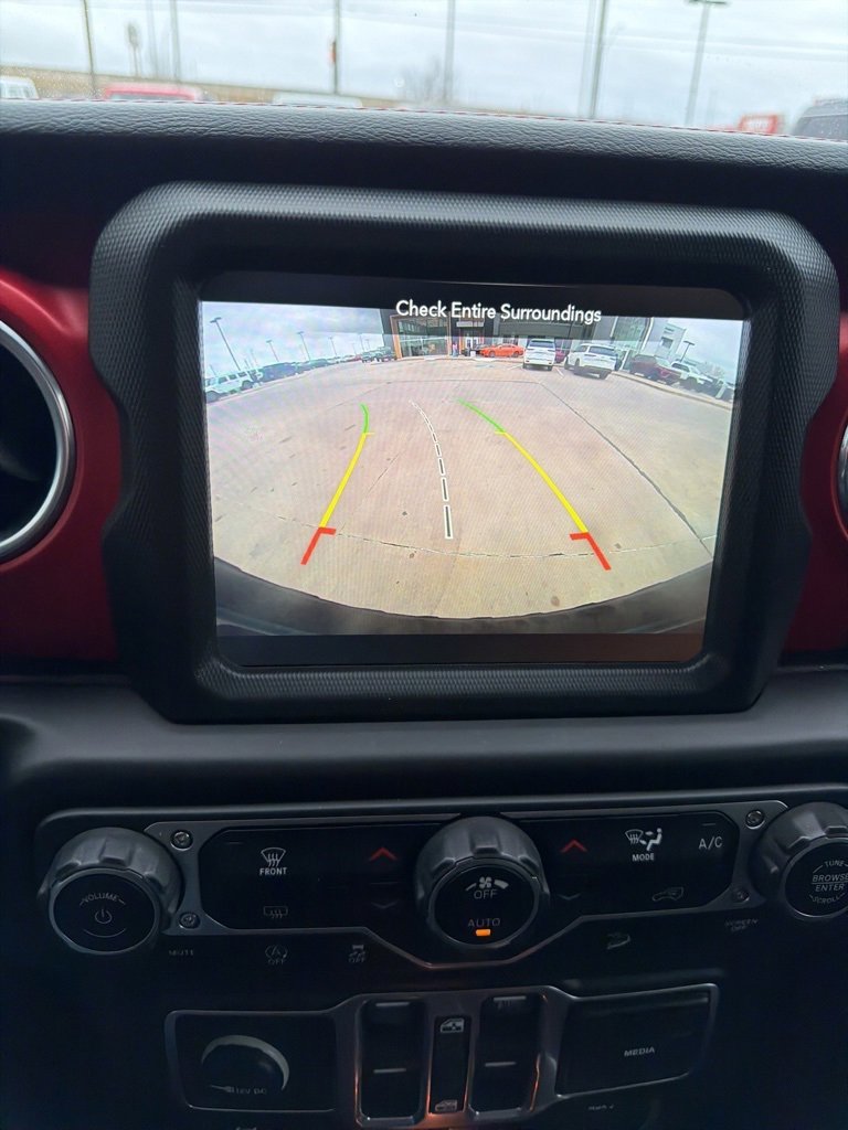 Used 2018 Jeep Wrangler Unlimited Rubicon image 12