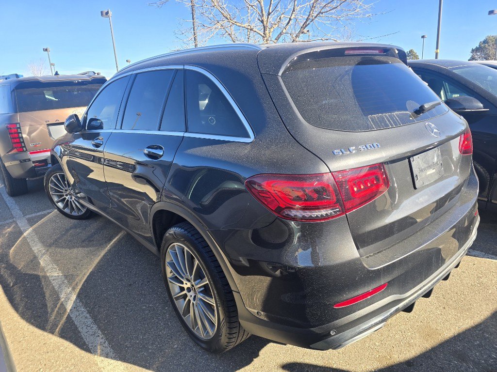 Used 2022 Mercedes-Benz GLC 300 4MATIC image 5