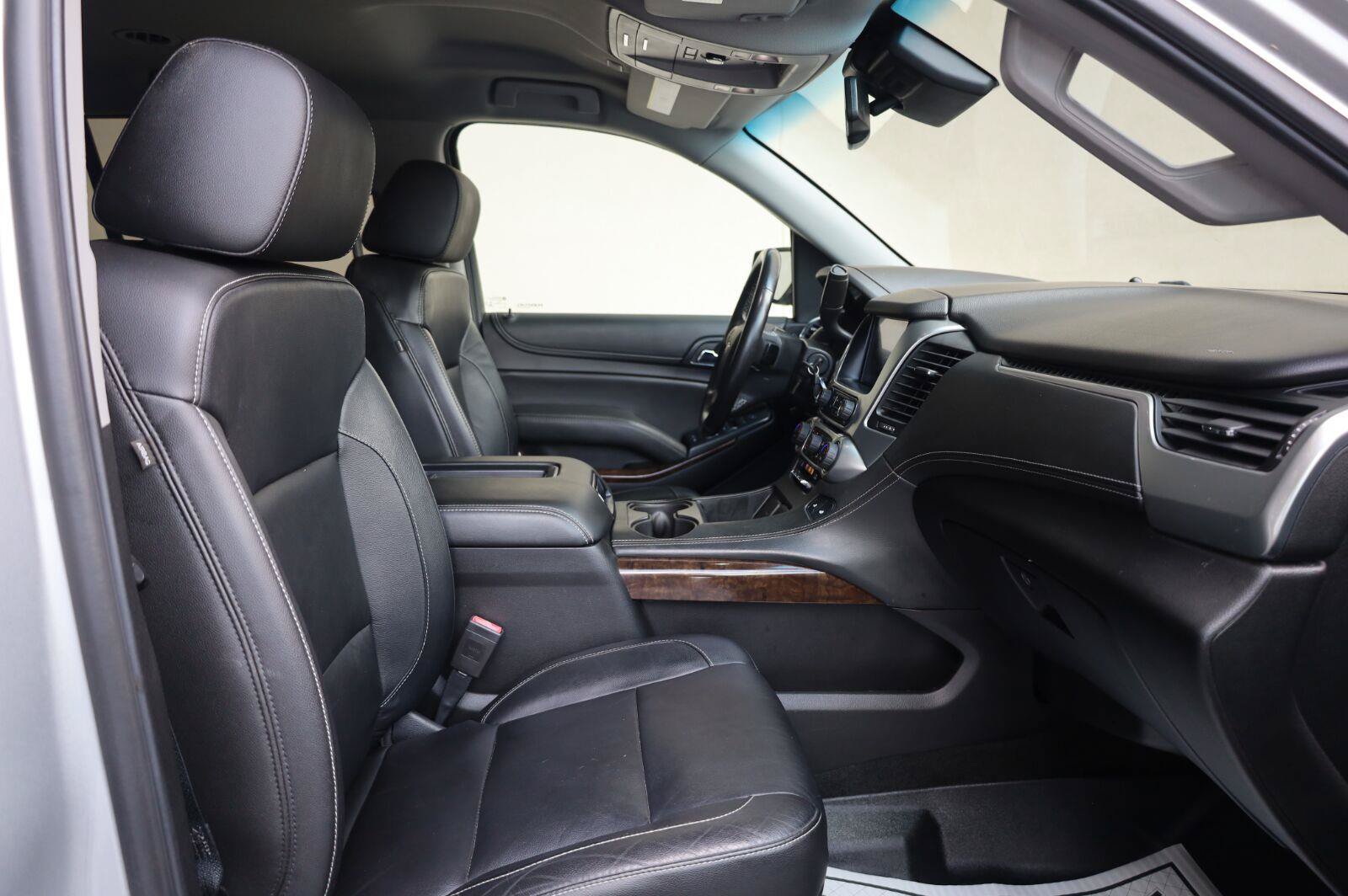Used 2018 Chevrolet Tahoe LT AWD/4WD image 29