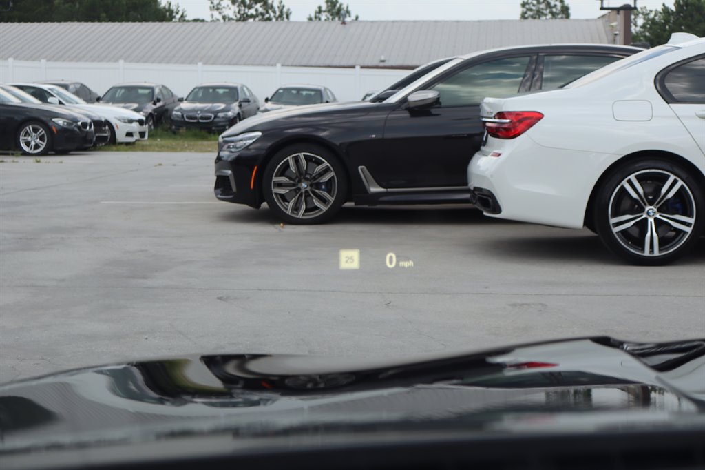 Used 2014 BMW 550i xDrive Sedan AWD/4WD image 29
