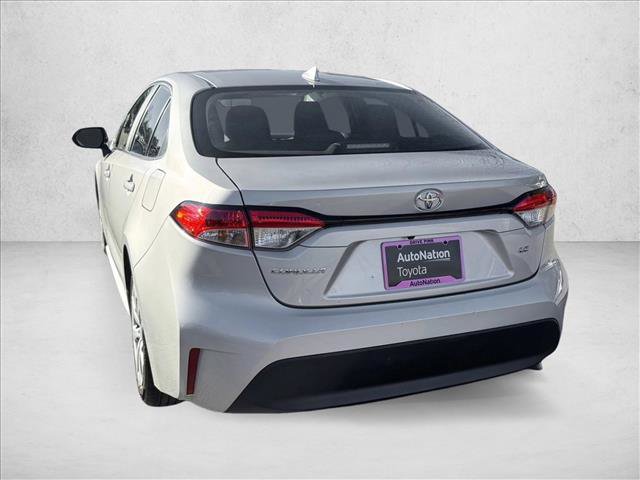 Used 2024 Toyota Corolla LE FWD image 5