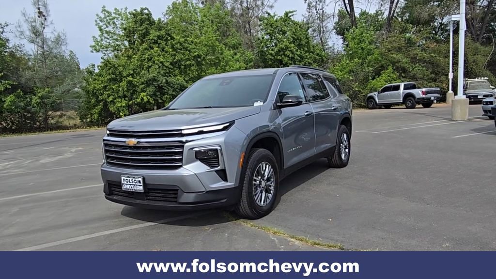 New 2026 Chevrolet Traverse LT w/ Driver Confidence Package image 5