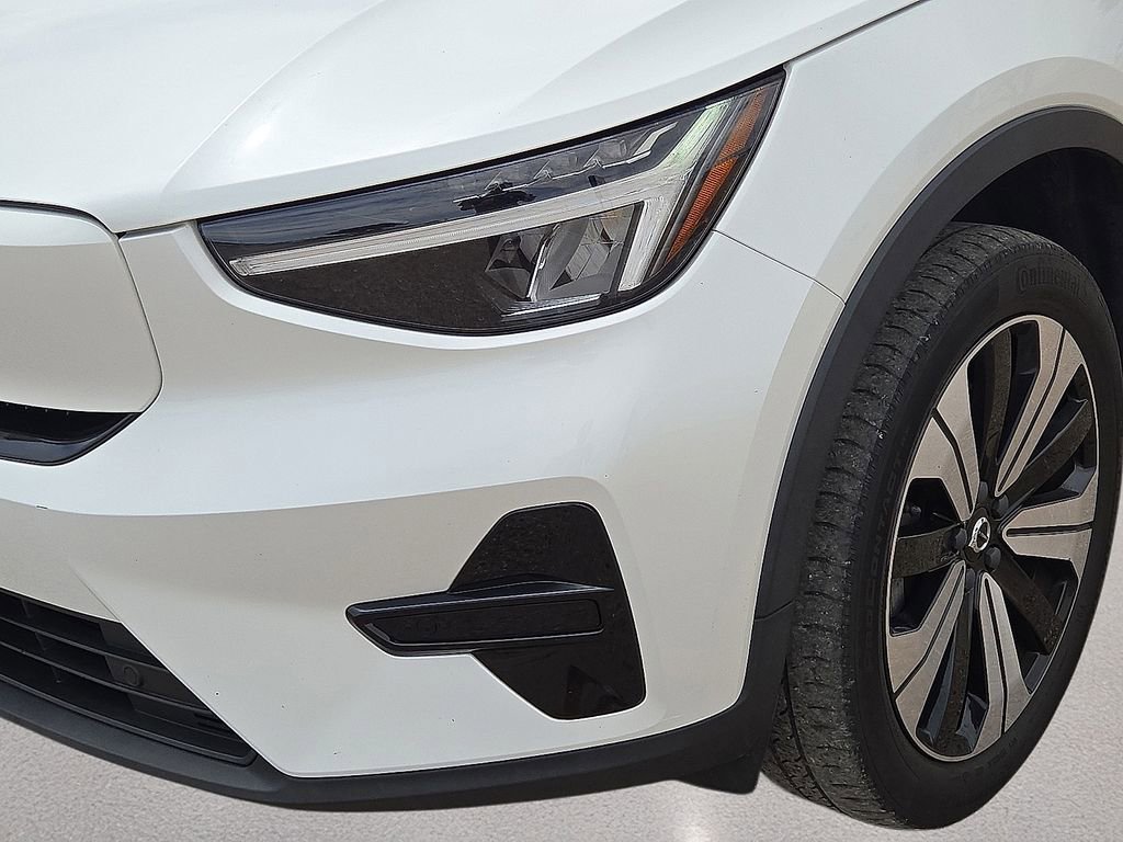 Used 2023 Volvo C40 Recharge Core AWD/4WD image 10