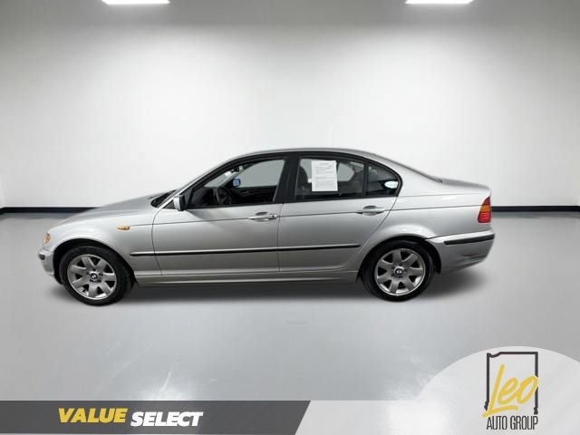 Used 2003 BMW 325xi Sedan AWD/4WD image 2