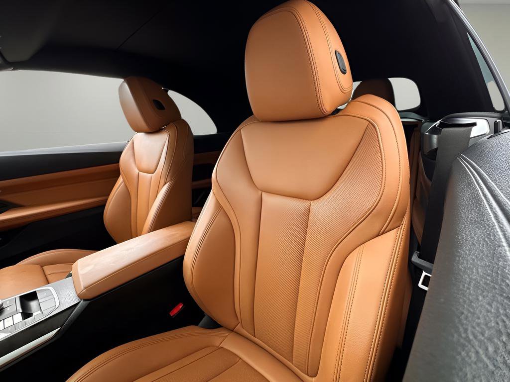 Used 2024 BMW 440i xDrive Convertible w/ Premium Package image 24