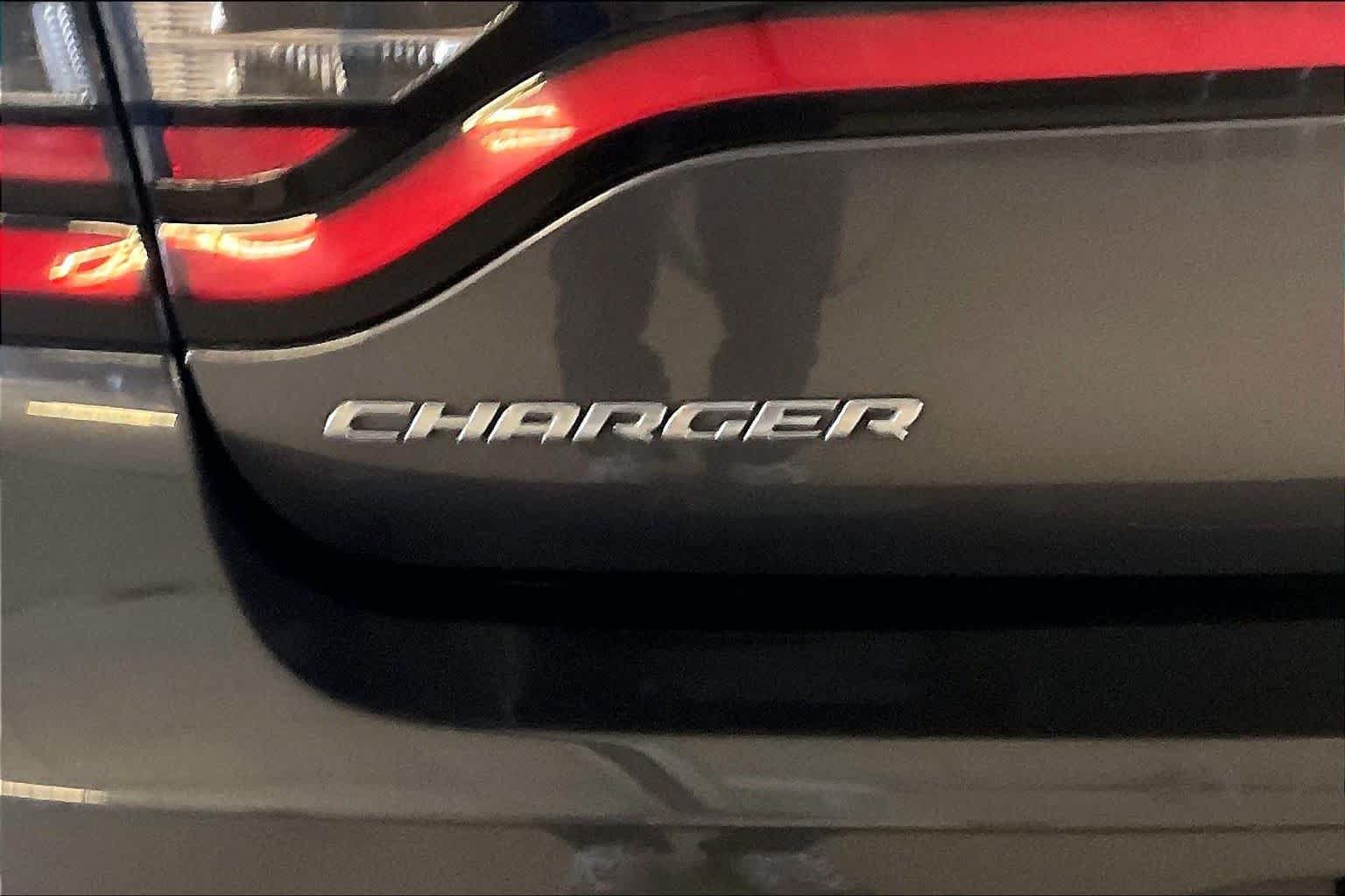 Used 2023 Dodge Charger R/T w/ Cold Weather Package RWD image 31