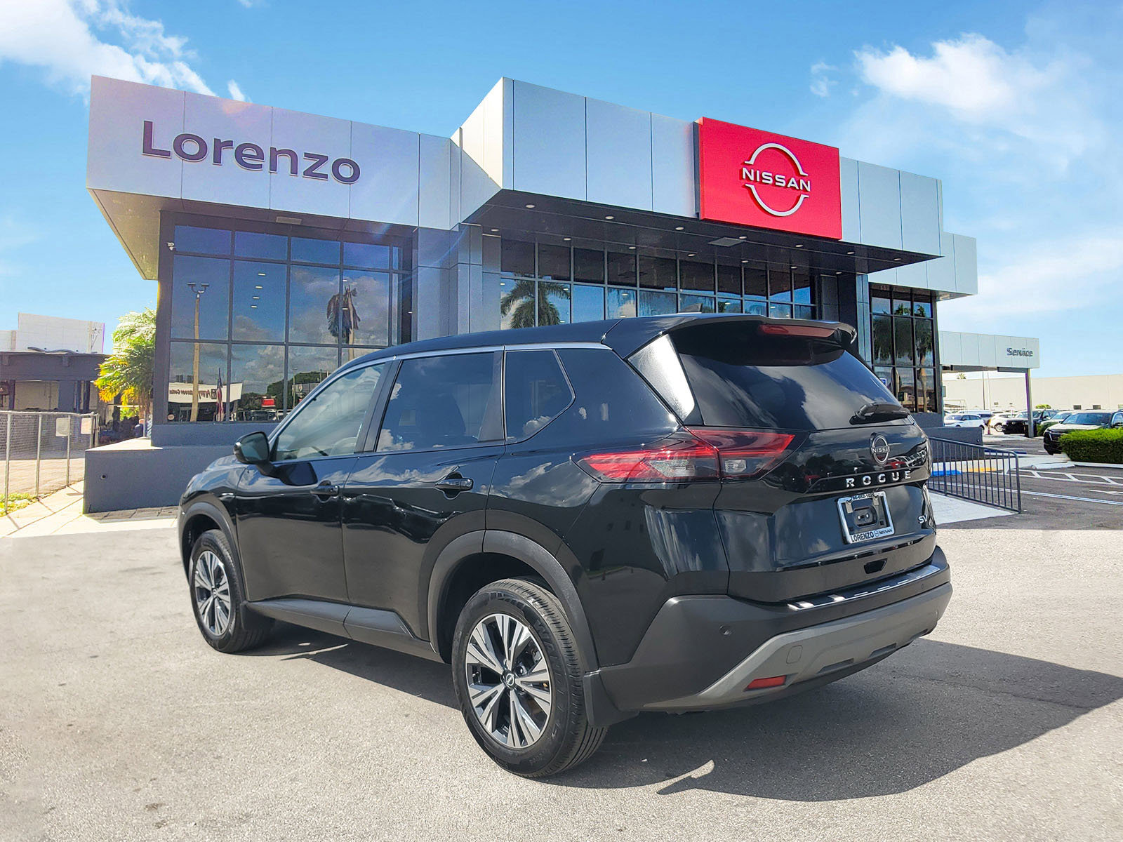 Used 2022 Nissan Rogue SV image 6