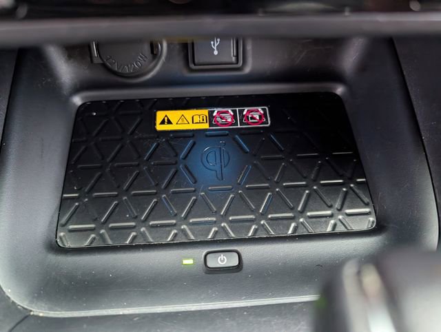 Used 2022 Toyota RAV4 XSE w/ Weather Package image 18