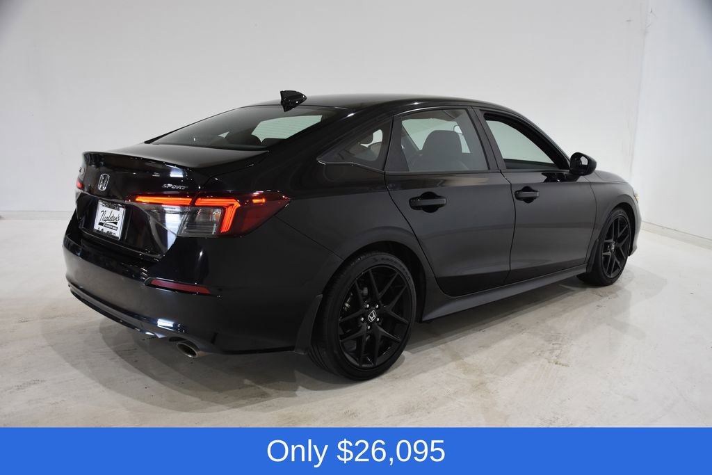 Used 2025 Honda Civic Sport image 4