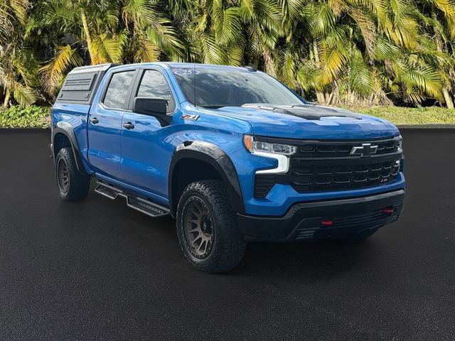 Used 2025 Chevrolet Silverado 1500 LT Trail Boss AWD/4WD image 2