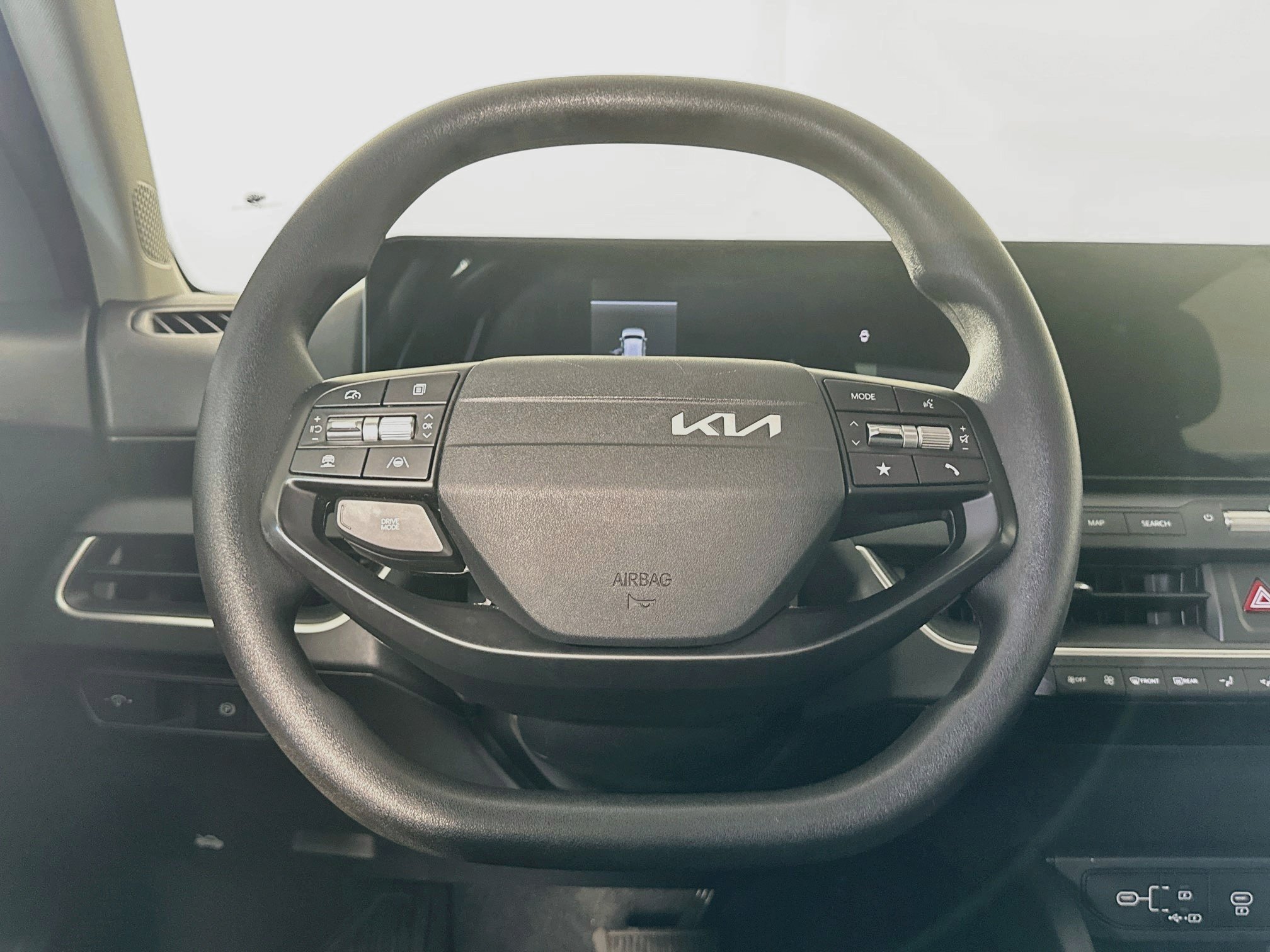 Used 2025 Kia K4 FWD image 18