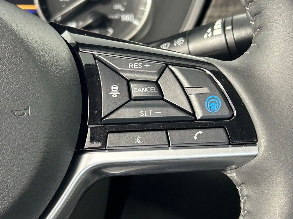 Used 2025 Nissan Altima 2.5 SL FWD image 26
