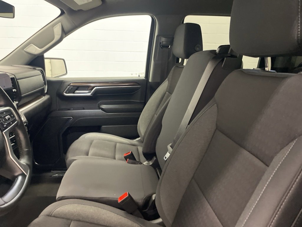 Used 2024 Chevrolet Silverado 1500 LT image 20