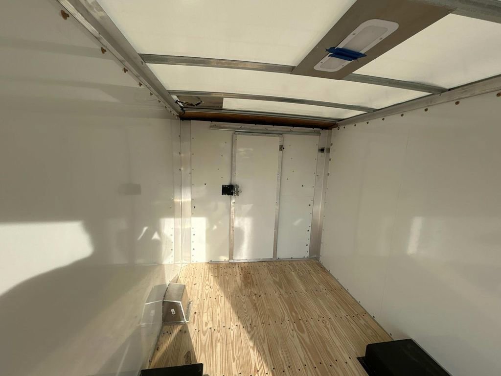 New 2025 GMC Savana 3500 w/ Power Convenience Package image 9