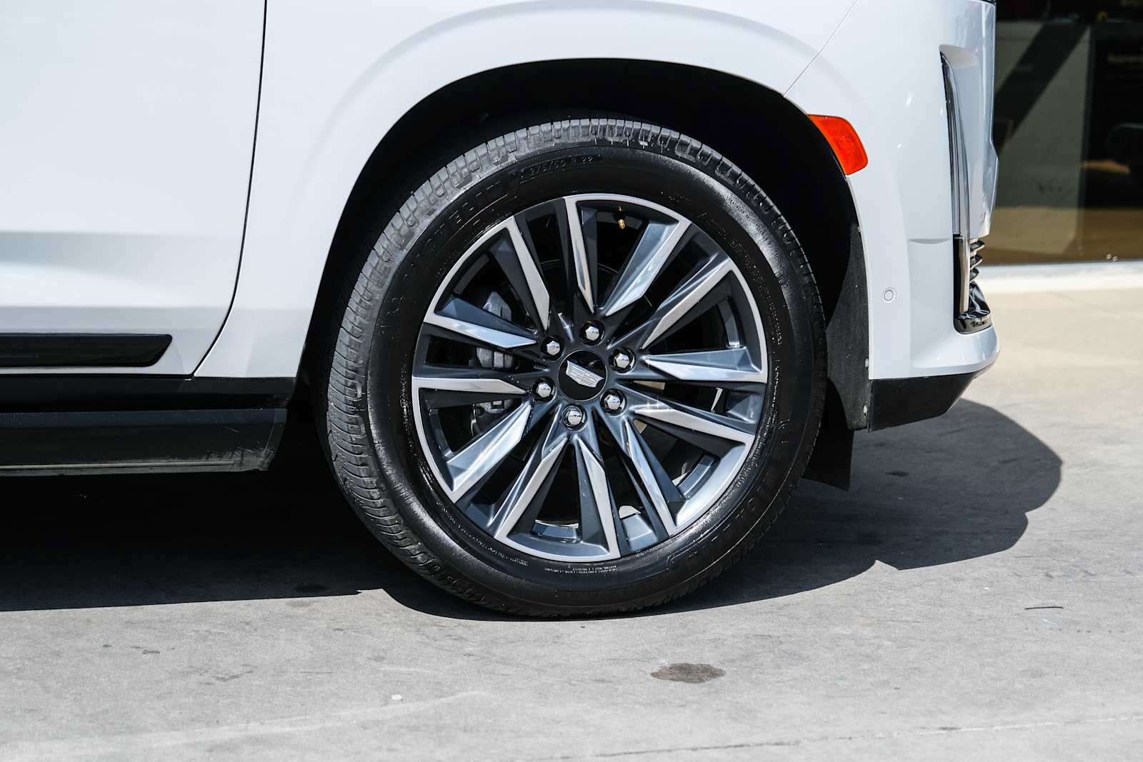 Used 2023 Cadillac Escalade ESV Sport w/ Touring Package AWD/4WD image 9