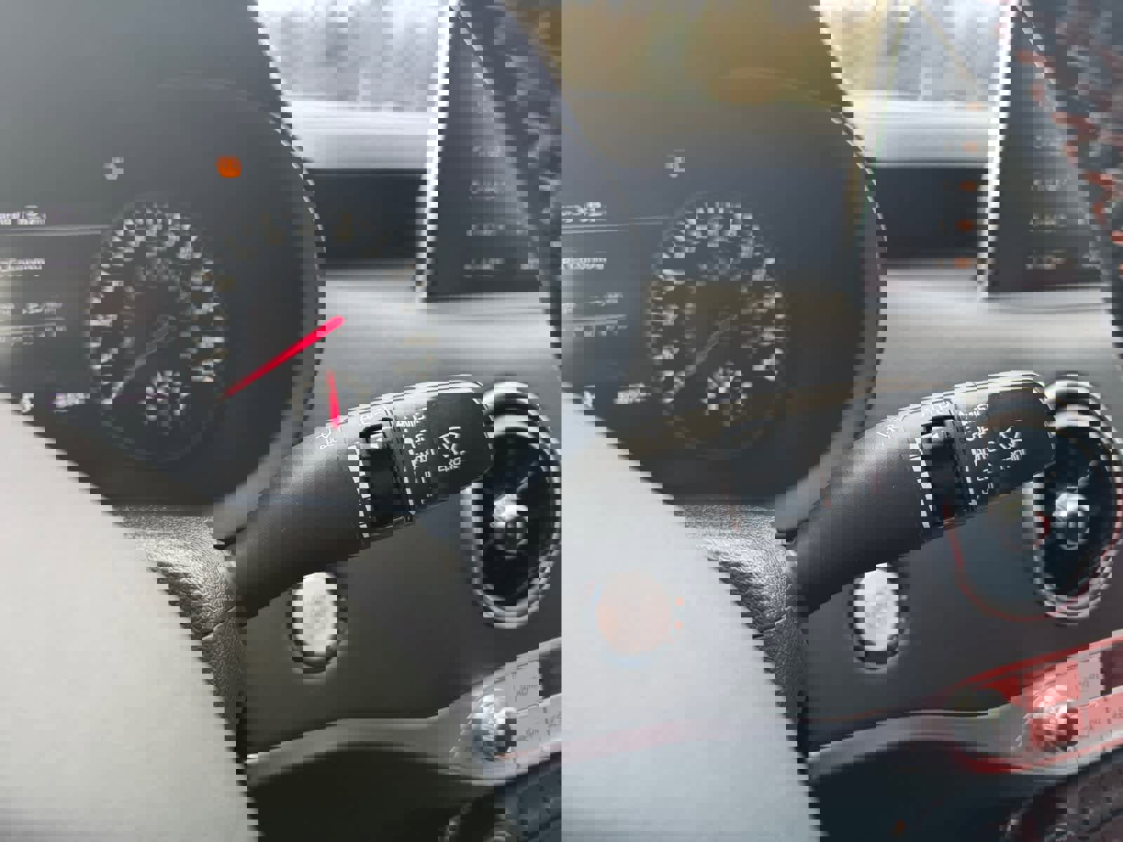 Used 2018 Kia Stinger GT2 image 19