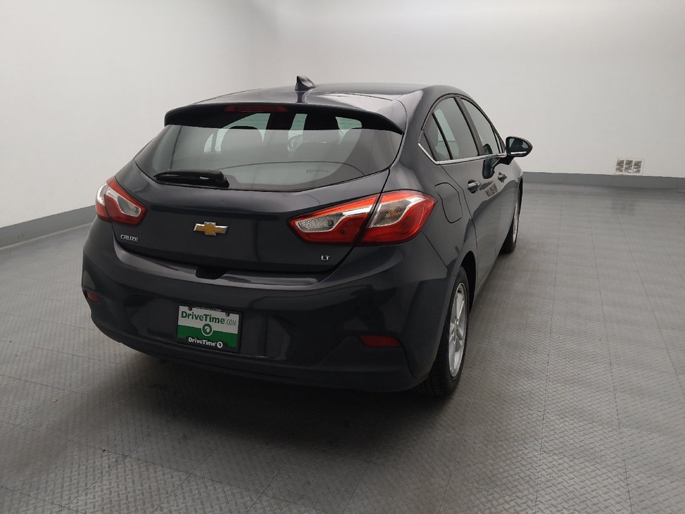 Used 2017 Chevrolet Cruze LT w/ Convenience Package FWD image 7