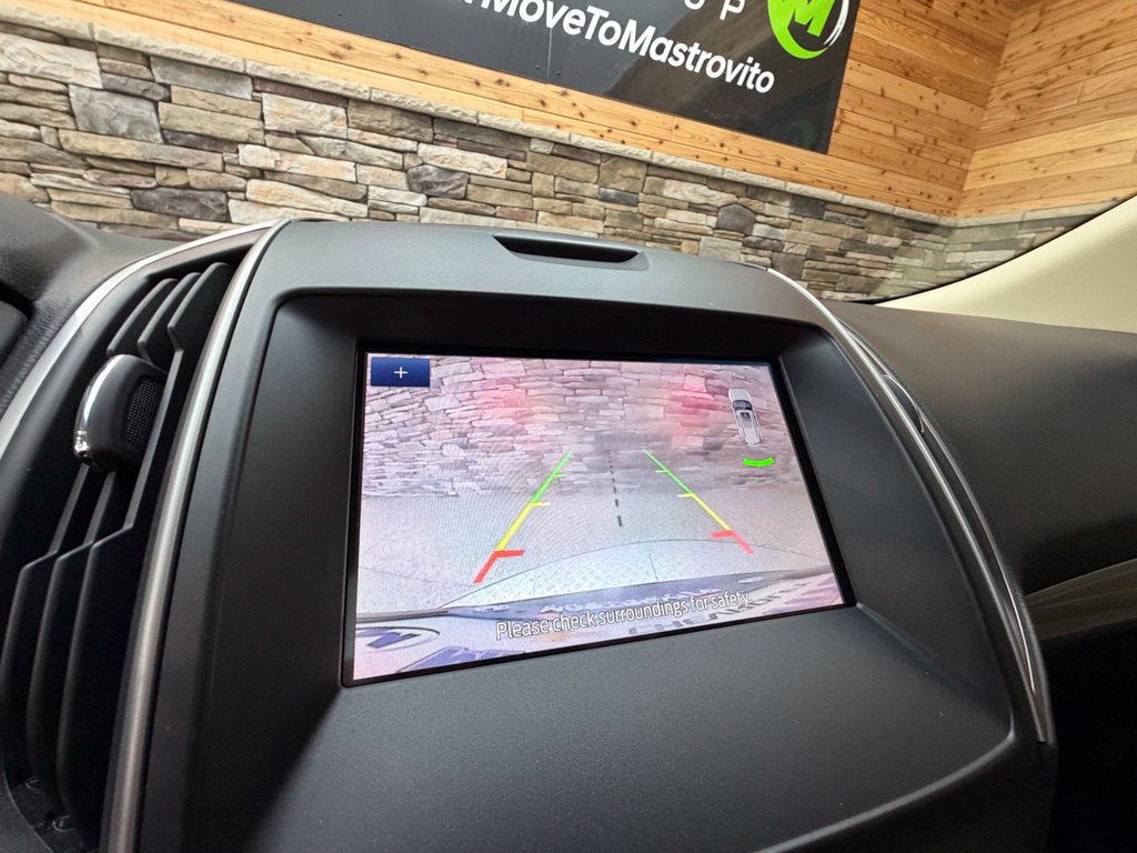 Used 2019 Ford Edge SEL w/ Equipment Group 201A AWD/4WD image 31