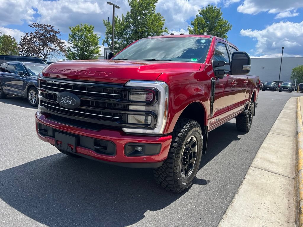 Used 2026 Ford F350 Platinum w/ Tremor Off-Road Package AWD/4WD image 3