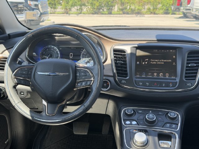 Used 2016 Chrysler 200 C w/ Premium Group FWD image 25