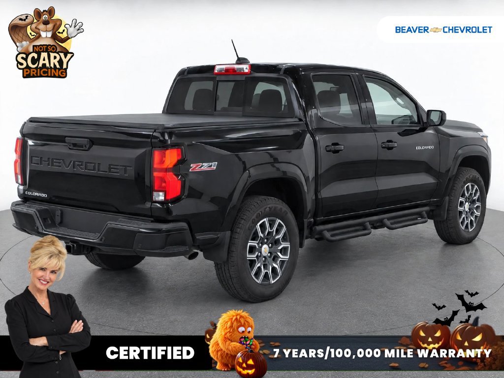 Used 2025 Chevrolet Colorado Z71 w/ Technology Package AWD/4WD image 3
