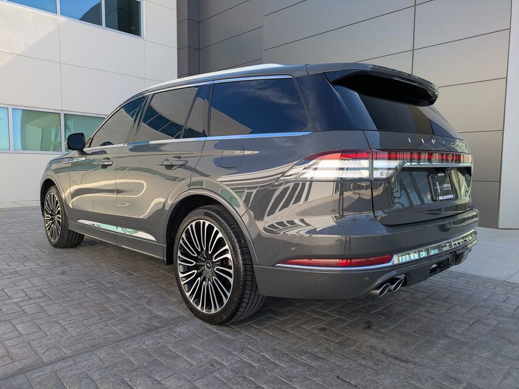 Certified 2023 Lincoln Aviator Black Label w/ Class IV Trailer Tow Package image 6
