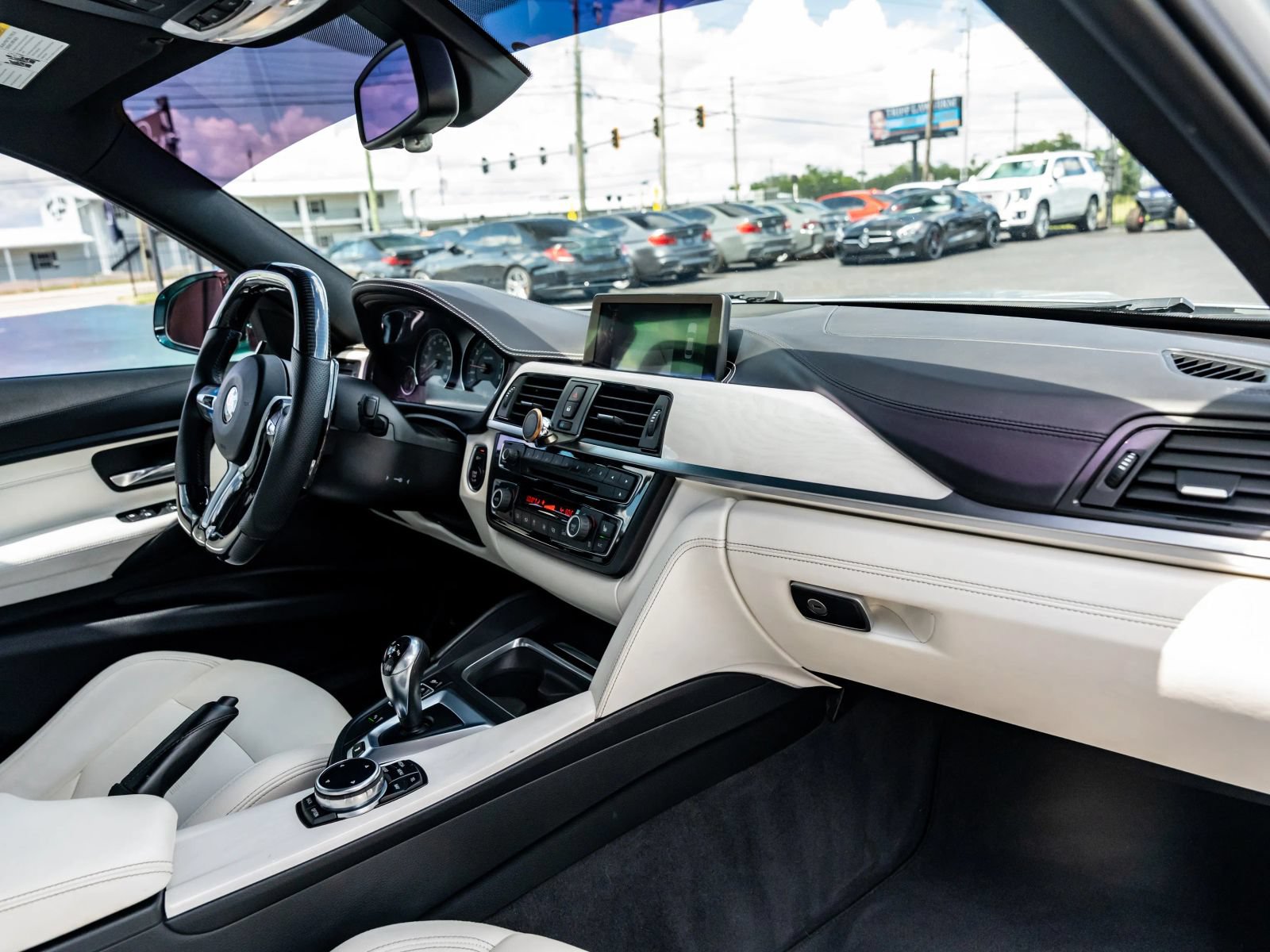 Used 2015 BMW M3 RWD image 42