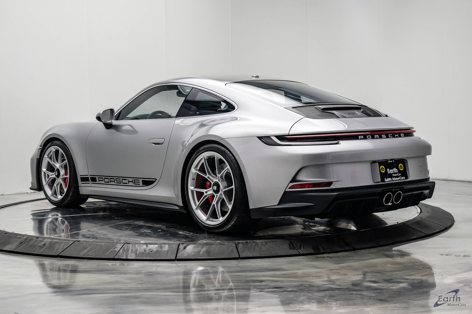 Used 2023 Porsche 911 GT3 RWD image 12