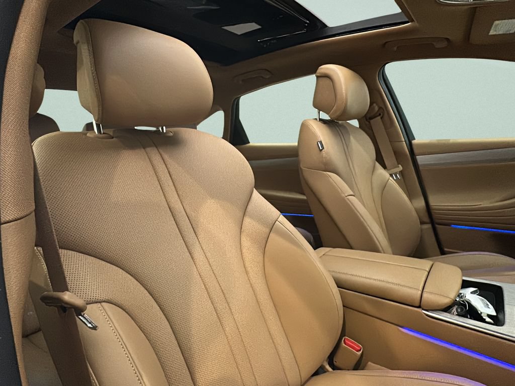 Certified 2025 Genesis G80 2.5T Advanced AWD/4WD image 16