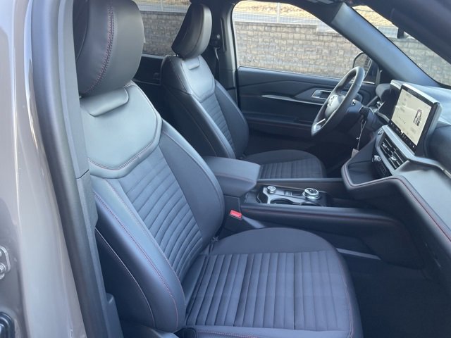 New 2026 Ford Explorer ST-Line w/ ST-Line Street Pack image 54