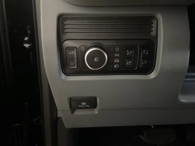 New 2026 Ford F250 XLT w/ XLT Premium Package image 25
